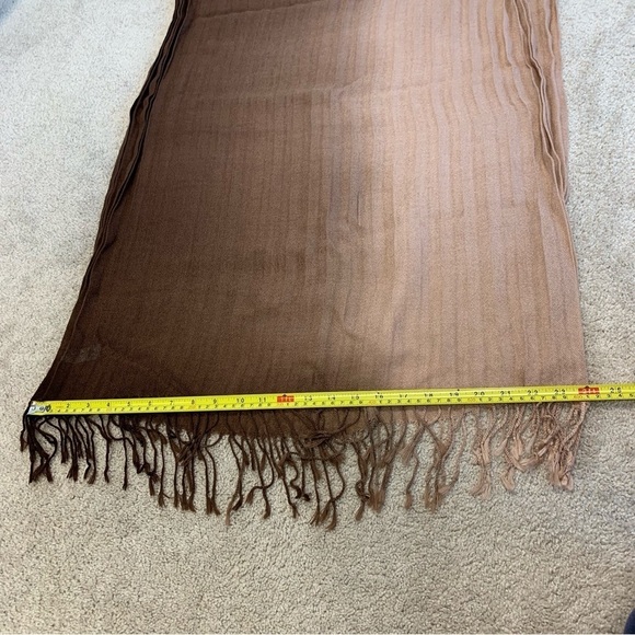 DUSTY rose pink maroon pleated ombré scarf - Picture 2 of 4